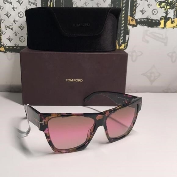 NEW Authentic Ford Women\'s Pink Sunglasses TF942 56F main image 4